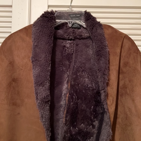 KATIE TODD Faux Suede Faux Fur Lined Wrap - Picture 3 of 7